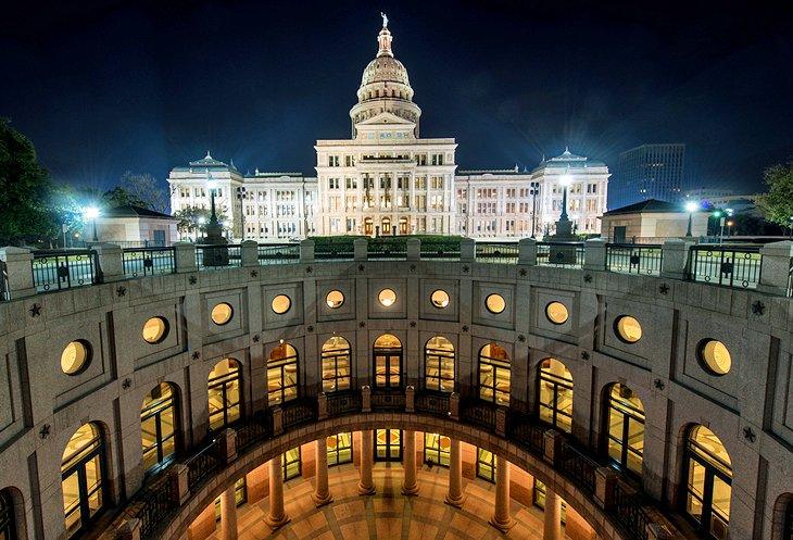 Austin texas historic landmarks and monuments to explore