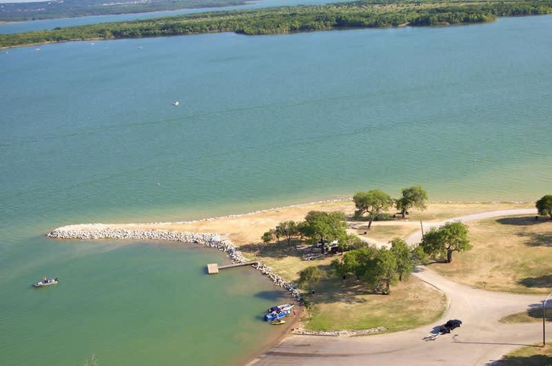 Best picnic and leisure areas near joe pool lake arlington texas