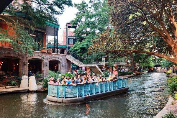 Best waterfront activities in san antonio texas