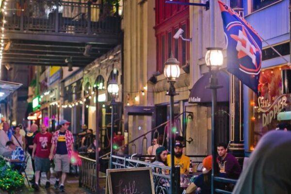 Exploring houstons historic districts