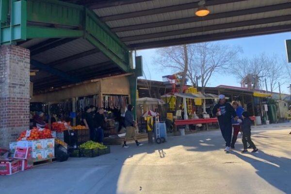 Houston street markets and shopping