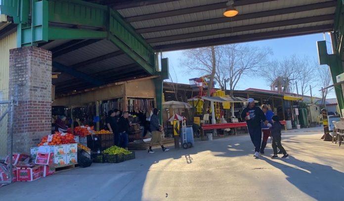 Houston street markets and shopping