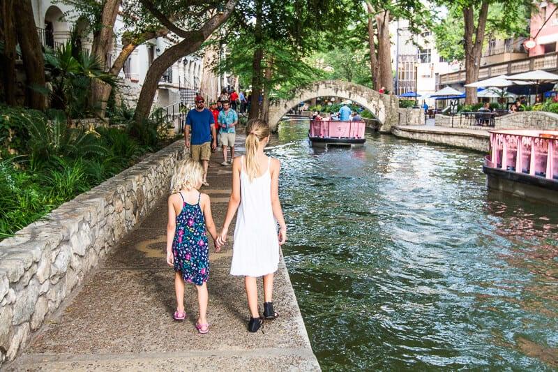 San antonio texas neighborhood tours on foot