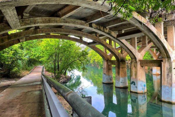 Top hiking and biking trails near lady bird lake austin texas