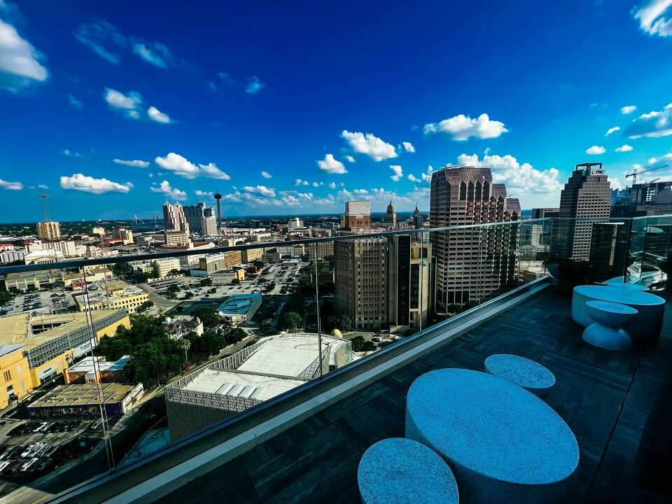 Top rooftop bars in the pearl district san antonio texas