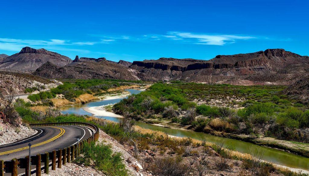 Top scenic drives and day trips from arlington texas