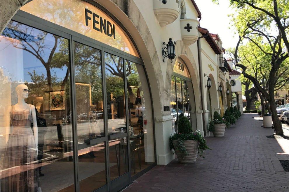 Top shopping streets in dallas texas