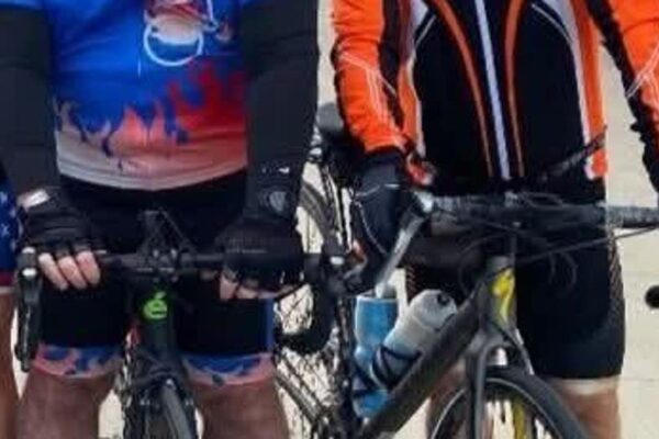 "Community Devastated as Two Cyclists Tragically Killed in Collision with Motorists"