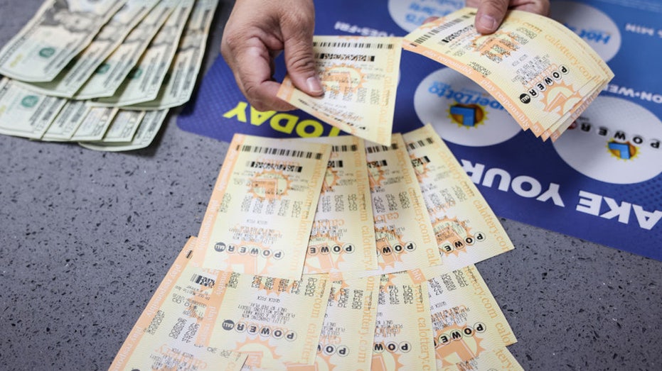 Keller Resident Hits the Jackpot: Wins $1 Million in Powerball Lottery!