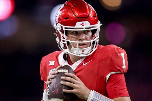 Houston Cougars Triumph Over LSU Tigers in Thrilling Texas Bowl Showdown