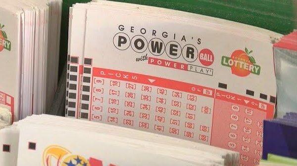 Estimated $1.7 Billion Powerball Jackpot Awaits This Christmas Eve