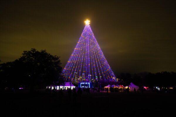 Zilker Tree Lighting Ceremony Marks the Start of Austin's Festive Holiday Season