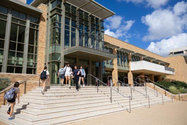 Texas A&M Courses Facing Changes Amid New Restrictions on Teaching Gender and Race Topics