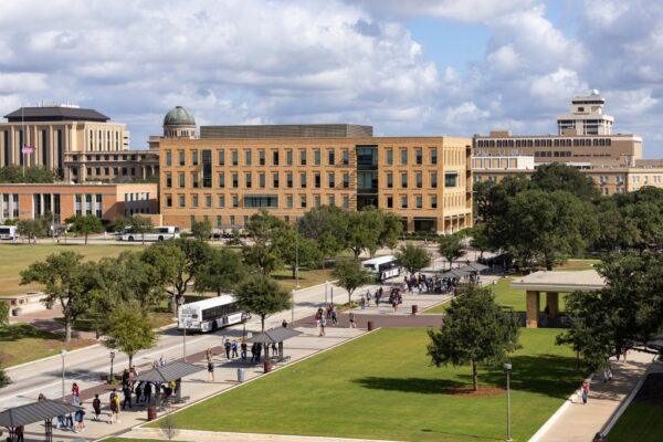 Have Your Texas College Courses Been Reviewed or Updated This Semester? Share Your Experience!
