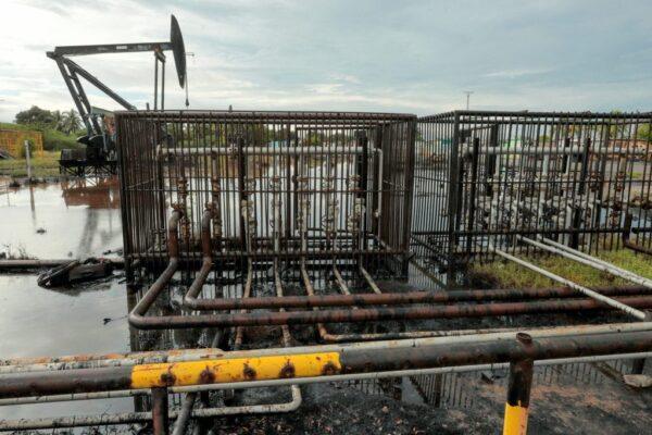 Trump's Vision for Reviving Venezuela's Oil Industry: Texas Experts Highlight Key Challenges