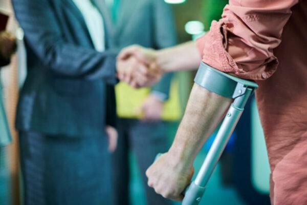 Essential Tips for Choosing the Best Personal Injury Lawyer for Your Case