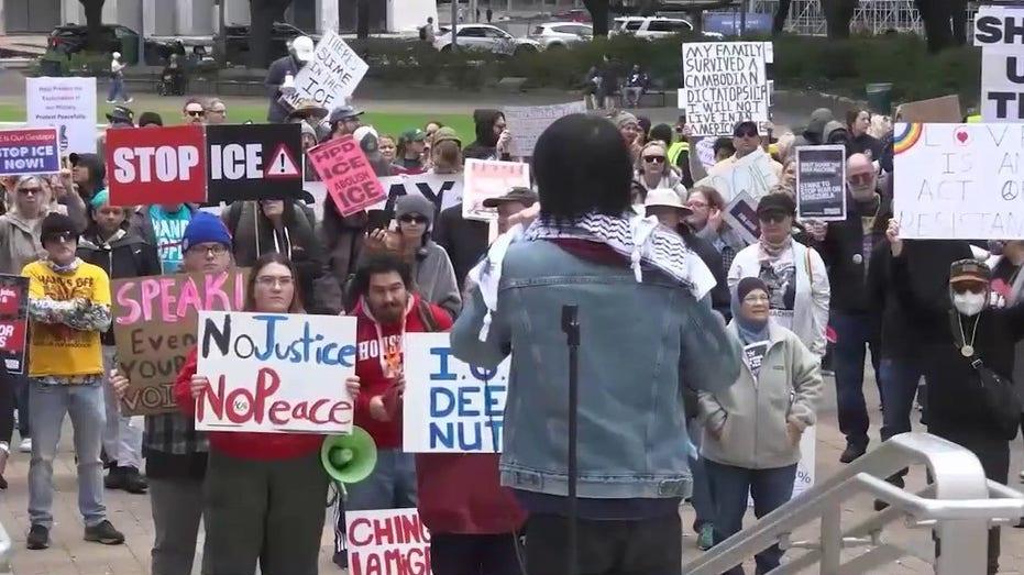 Ongoing Houston Protests Against ICE Sparked by Minneapolis Shooting