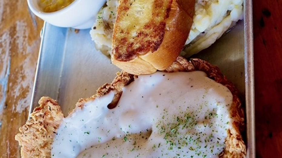 Discover Preslee's Southern Good Eatery: A Delicious Preview of Eat Drink HTX