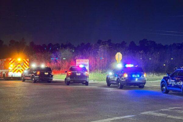 Houston Police Cruiser Engulfed in Flames Following Collision with Robbery Suspect in Greenspoint