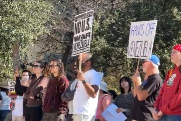Austin Protests Ignite Following U.S. Forces' Capture of Venezuelan President Nicolás Maduro