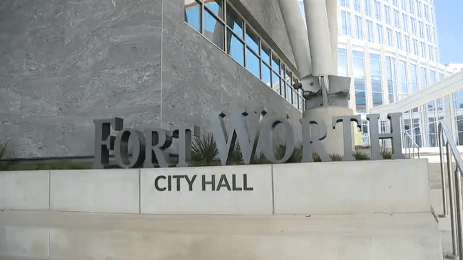 Fort Worth Considers Doubling Spacing Requirements to Prevent Store Clusters