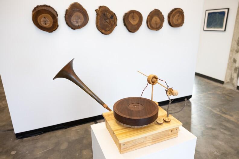 "Exploring Memory and Loss in 'Funeral for a Tree': A Profound Reflection on Dead Wood"