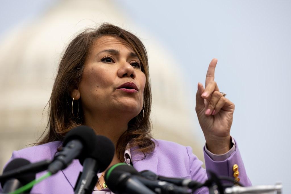 Rep. Veronica Escobar and 24 Democrats Urge ICE to Shut Down Controversial El Paso Detention Center