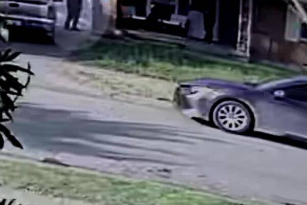 Suspect on the Run After Using Pizza Delivery to Lure Victim Outside