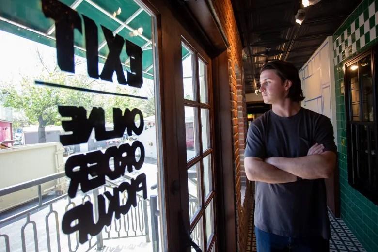 Austin Restaurant Permitting Costs Soar to $9,000 with 105 Steps: New Study Reveals Challenges
