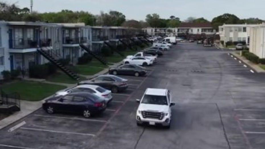 Residents of Baytown Apartments Demand Answers After Extended Power Outage Disrupts Lives