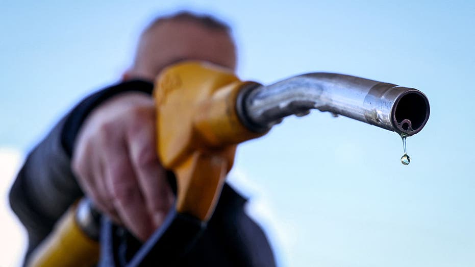 Texas Gas Prices Surge Past $3 Amid Iran Conflict: A Historic Increase Explained