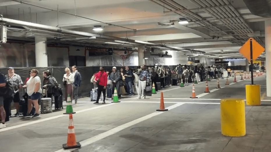 Hobby Airport TSA Wait Times: Monday Updates and Line Lengths Explained