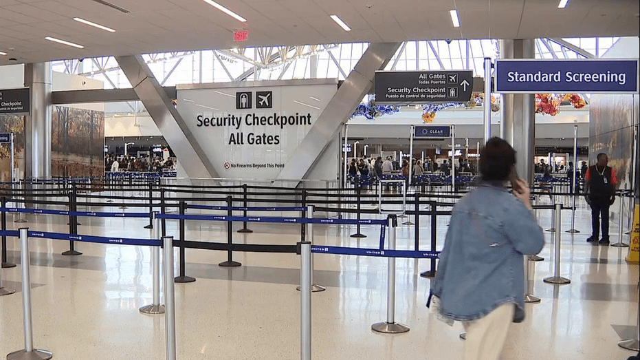 Real Time TSA Wait Times at Houston Airports: Check IAH and Hobby for March 30th
