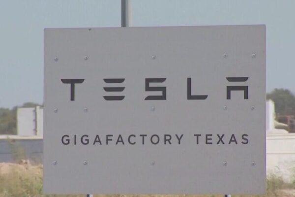 Woman Files Lawsuit Against Tesla After Violent Attack by Suspect Preceding Austin 6th Street Shooting