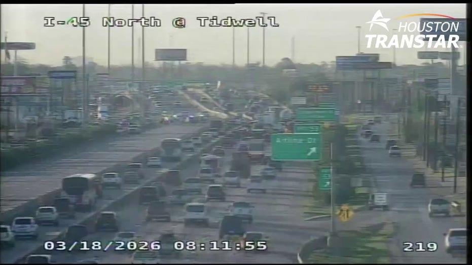 I 45 North Traffic Alert: Complete Closure of All Northbound Lanes Following Vehicle Accident