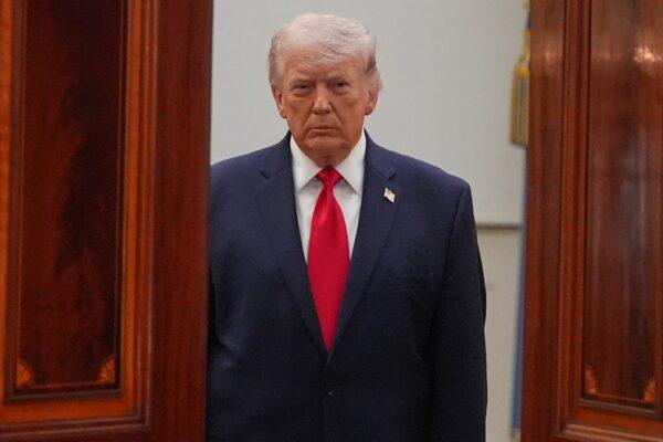 "Texas Democrats Demand Action: Urge Vance and Cabinet to Remove Trump Now"