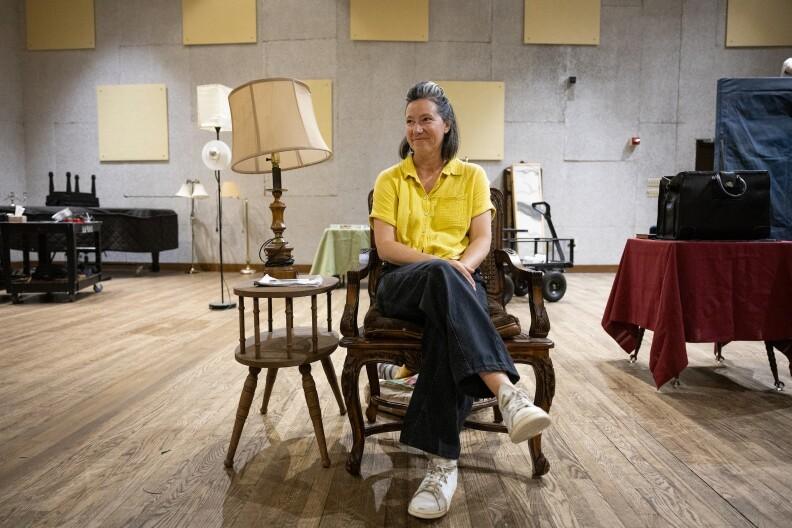 Austin Playwright Katie Bender Hosts Séance to Connect with Harry Houdini for Creative Escape