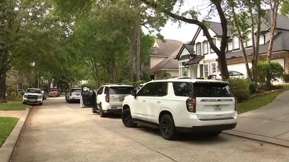 Woodlands Residents Targeted in Robbery by Suspects Impersonating Deputies