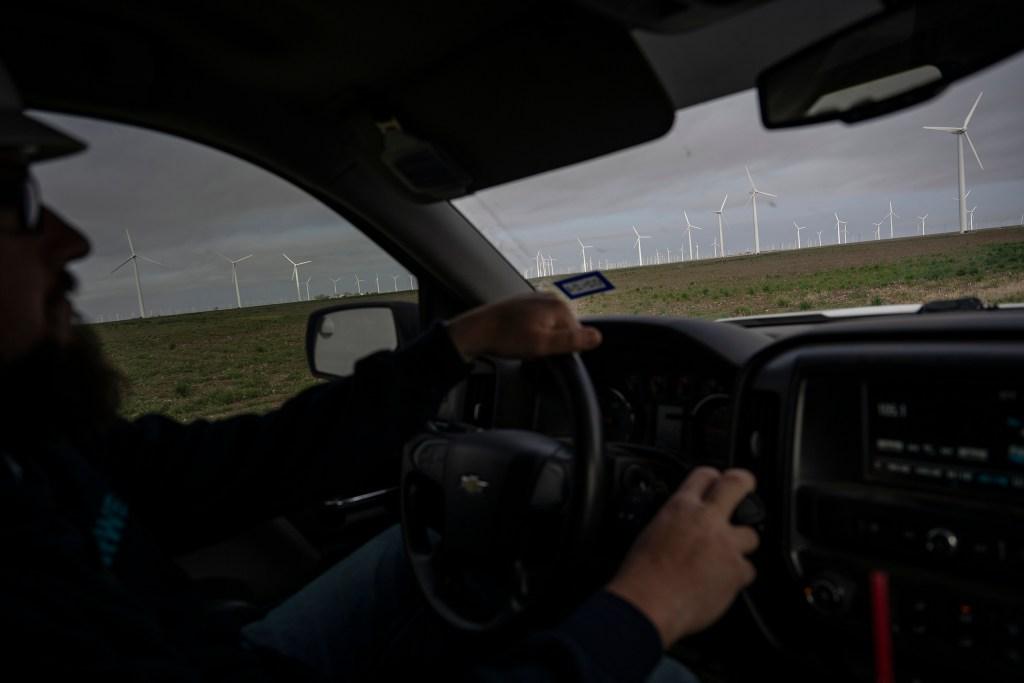 Texas Wind Projects on Hold: Defense Department Cites National Security Issues