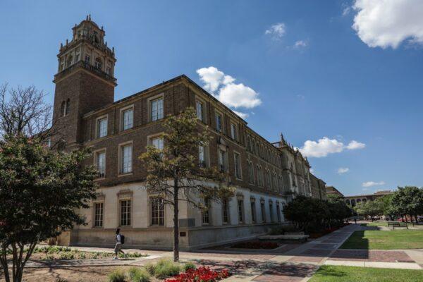 Texas Tech Warns Future Students About Broadcasting Research Limitations