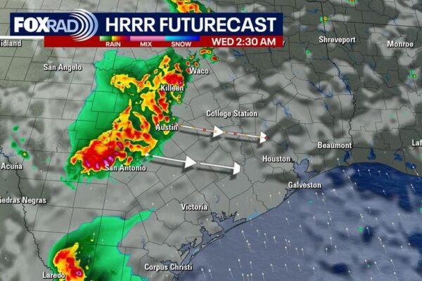 Houston Memorial Day Weather Forecast: Enjoy 80s Temperatures with Rain Expected Mid Week