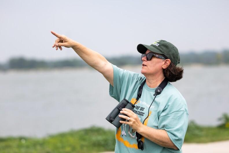 Austin Birdwatchers Battle It Out to Spot the Most Birds During Peak Migration Season