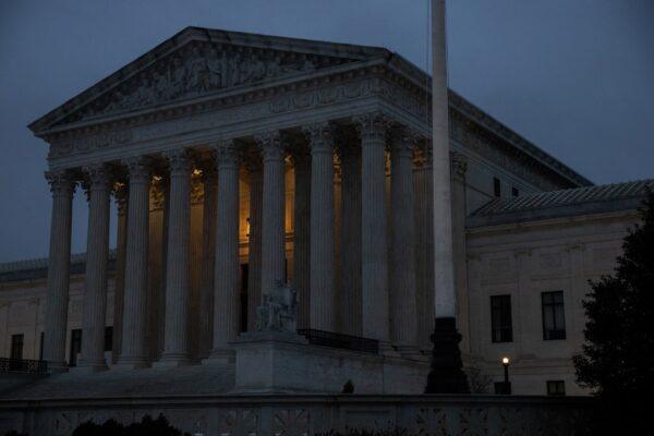 Supreme Court Dismisses Texas Death Row Inmate's Appeal Over Hypnosis Testimony