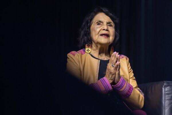 Dolores Huerta Urges Texas Democrats to Unite and "Save Democracy" at Surprise Convention Appearance