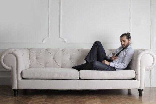 The Rise of "Doing Nothing": Why Embracing Leisure is the Ultimate Luxury Today