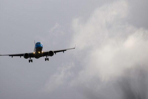 Houston Airports Lift Weather Related Ground Stops: Travel Updates