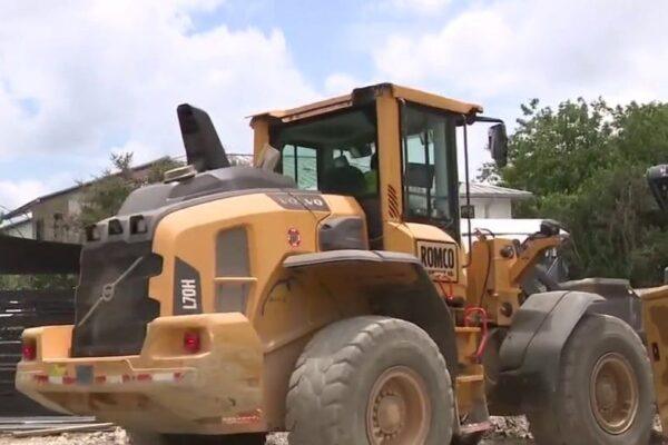 South Austin Family Faces Home Construction Challenges and Tree Removal Issues
