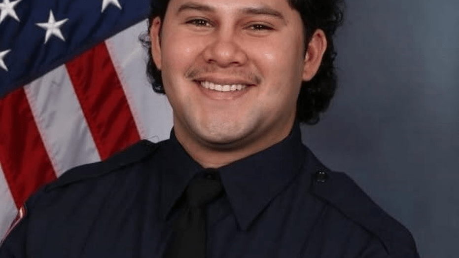 Texas Firefighter Tragically Dies in Residential Blaze, Multiple Injuries Reported