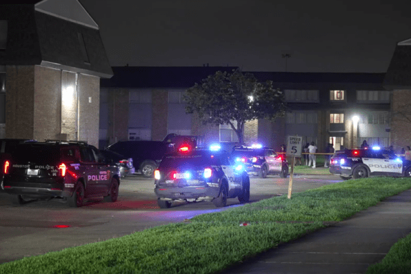 Texas Woman Faces Murder Charges in Fatal Stabbing at Southeast Houston Apartment