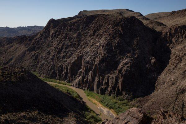 New Border Wall Plans Unveiled: 2 Mile Barrier Proposed for Big Bend State Park